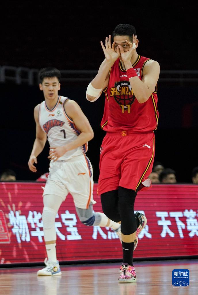  深圳马可波罗加时惜败于上海久事男篮