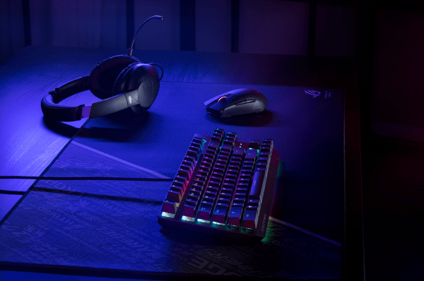  电竞场馆科技升级，沉浸式体验震撼登场